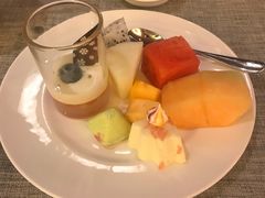 -东西风牛排馆周末烧烤自助(首都机场希尔顿店)