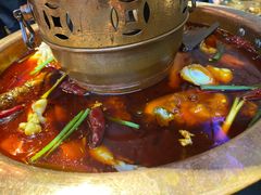 -巴四老城区炭火蛙锅(张江店)
