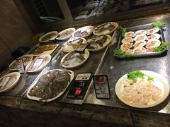 -马路边上·小海鲜烧烤(八一路店)