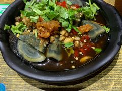 -老闵田螺馆·南昌特色小炒(梦时代店)