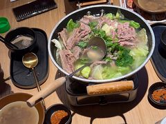 -川堂风·跷脚牛肉·乐山爆炒(宝山日月光店)