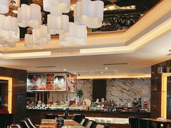 -岷山饭店-芝芝自助餐厅