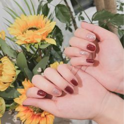 -猫小姐美发美甲造型店