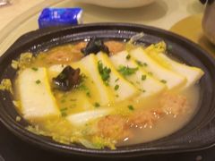 襄阳砂锅牛三鲜-莲餐厅·湖北菜·藕汤是头牌(愚园路店)