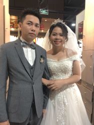-现代经典婚纱摄影