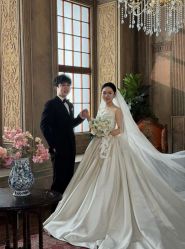 -城市花园婚纱摄影