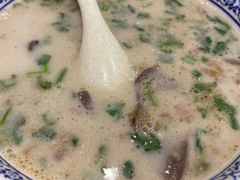 羊杂汤-穆得·老周家牛肉烧饼(普利街店)