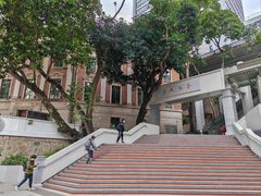 -香港大学