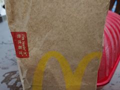 -麦当劳(龙洞店)