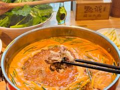 -黔诚酸汤牛肉(甲秀楼店)