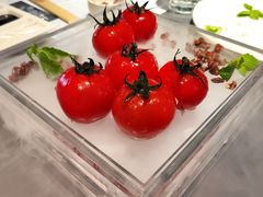 番茄脆菇沙拉-小大董·烤鸭(观景餐厅·南京西路店)