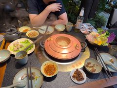 -菌自由丨野生菌火锅特色庭院餐厅(丽江古城店)