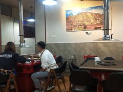 大堂-牛得很·鲜牦牛肉烧烤·牛羊肉菌汤锅(康定店)