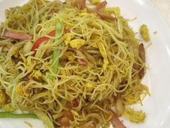 星洲炒米粉-香港新发烧腊茶餐厅(万象店)