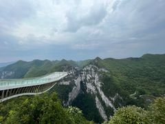 -百色大石围天坑群