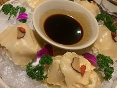 -老牌坊云南鱼豆花火锅(爱建店)