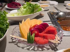 -海底捞火锅(宝龙广场夜宵主题店)