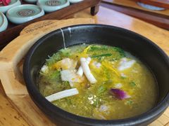 -桥香园过桥米线(国贸店)