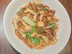 生爆牛肉面-寻裕记·现炒浇头面(人民广场店)