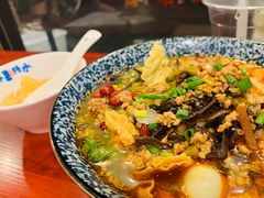 -粉家柳州螺蛳粉(杨宅路店)