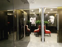 -AYO SALON