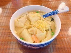 -笑来喜馄饨小笼工坊店(湖滨街店)