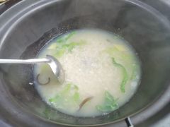 -海大大蒸汽海鲜餐厅·粤菜·特色小炒(欢乐颂店)