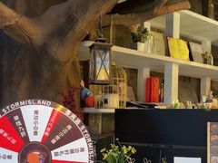 -暴风岛沉浸式体验馆(百联世纪店)