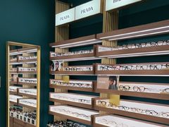 -LensCrafters亮视点(东方新天地店)