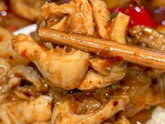 -大众跷脚牛肉馆·非遗传承单位(峨眉山店)