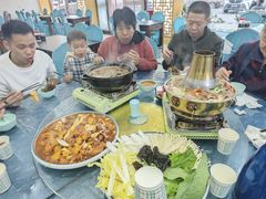 -撒拉人家.酸菜牦牛肉火锅