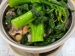 冬菇滑鸡饭-仁信双皮奶(东川路店)