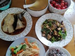 -爱的果实月嫂育婴师(世纪东方店)