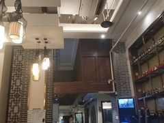 大堂-仁虎老火锅(黄泥磅店)