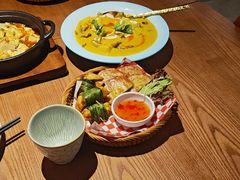 -领鲜活海鲜榴莲自助火锅(东门店)