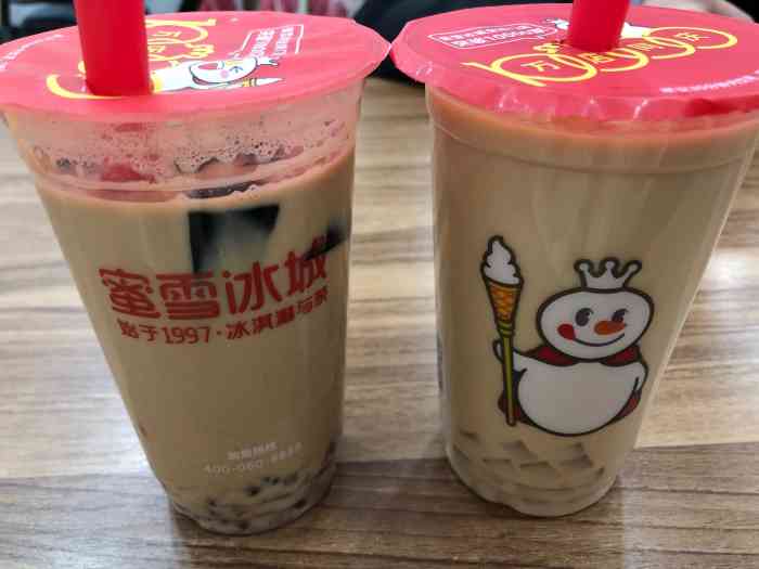 蜜雪冰城(嘉福路店)-"评价的奶茶属它第一了吧!点的烤奶燕麦,感.