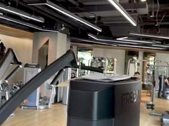 -威克健身游泳(万菱汇店)
