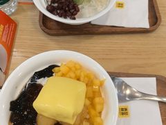 -满记甜品(优客百盛店)