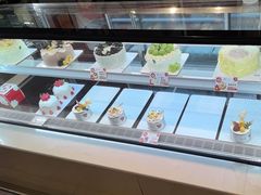 -花花卷卷·鲜食蛋糕(静安久光百货店)