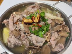 -犇逸·乐山跷脚牛肉·四川现炒(览海店)