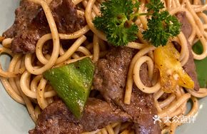 Black Pepper Beef and Pasta