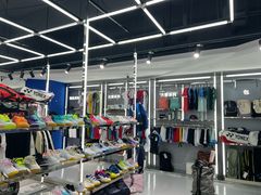 -YONEX苗江运动城(源深店)