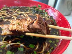 -小龙大肉面馆