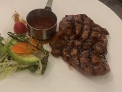 -澳莱酷品牛扒(开平东汇城店)