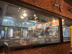 -管氏翅吧(中关村店)