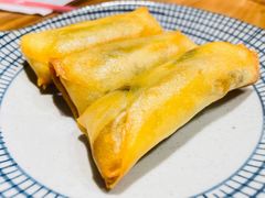 雪菜黄鱼春卷-南小蟹手工點心(三里屯店)