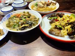 -蓝田九大碗民俗食府(蓝田店)