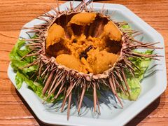 生吃海胆-海味当家·蒸锅海鲜(中山广场创始店)