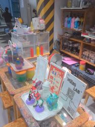 -MINI MARS 脚下的城市乐园·餐饮·派对(静安江宁店)