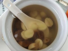 -俊丽双皮奶甜品店